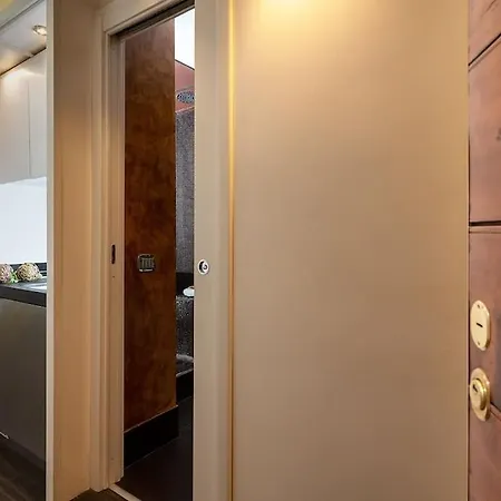 New! Lovely 1 Min From Campo De' Fiori Apartment
