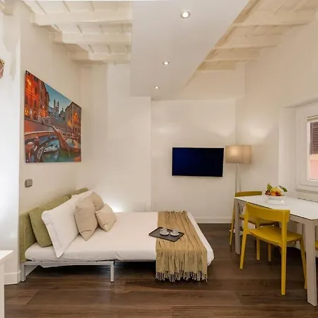 Apartment New! Lovely 1 Min From Campo De' Fiori
